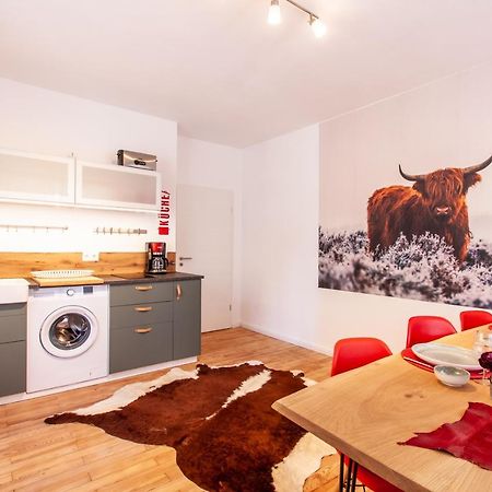 Modern & Spacious Apartment For Up To 8 Persons Würzburg Eksteriør billede