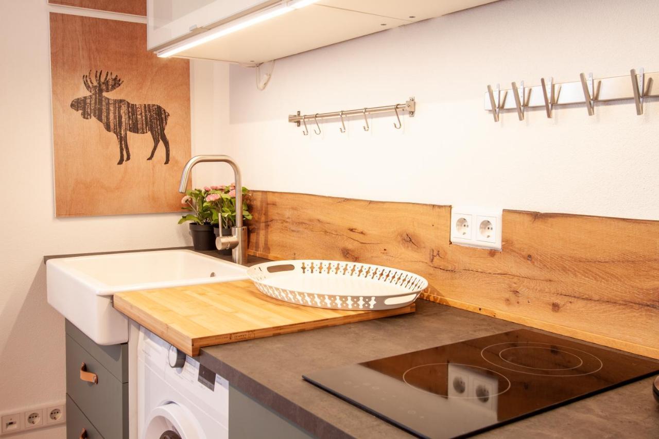 Modern & Spacious Apartment For Up To 8 Persons Würzburg Eksteriør billede
