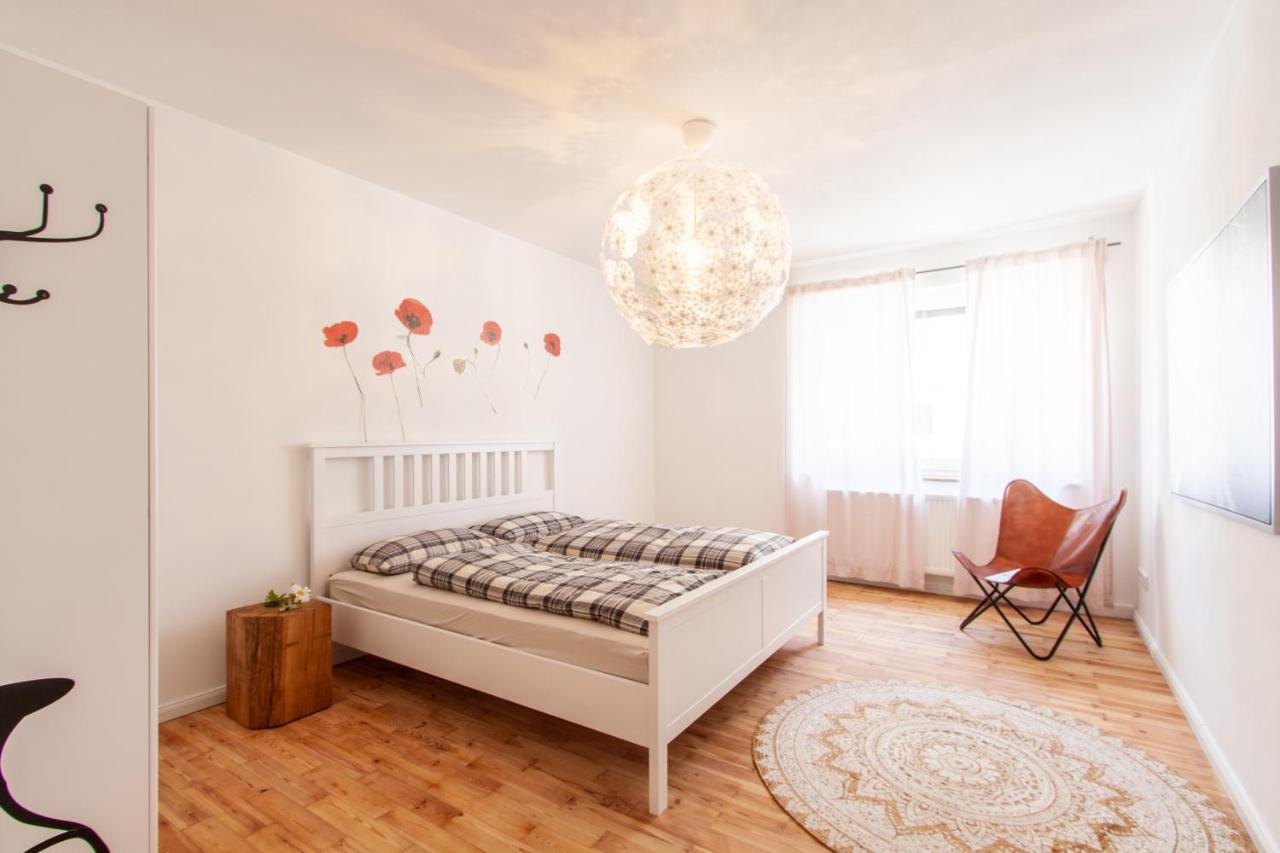 Modern & Spacious Apartment For Up To 8 Persons Würzburg Eksteriør billede