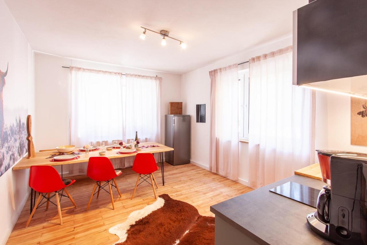 Modern & Spacious Apartment For Up To 8 Persons Würzburg Eksteriør billede